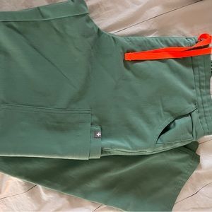 Jade Yola scrub pants